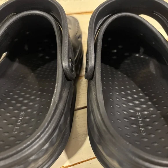 CROCS Black Men's Loafers & Slip-Ons - Picture 8 of 10